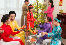 MÀU SẮC NĂM MỚI 2025: ĐÓN XUÂN VUI VẺ VỚI SẮC MÀU CUỘC SỐNG